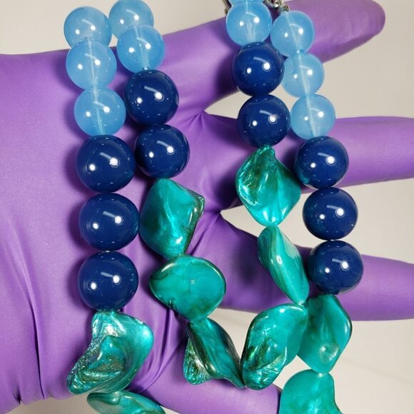 Layered Colorful Round & Shell Beaded Necklace & Earrings Set, Silver Jewelry - Picture 6 of 9